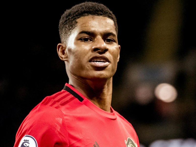 Katalánský gigant vyjednal skvělé podmínky, výkupní klauzuli uhradí ve třech splátkách