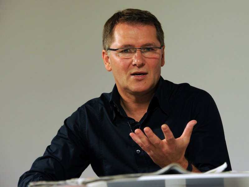 České prostředí je zatuchlé a stereotypní, má jasno Luhový. Argumenty Nedvěda jsou slabé
