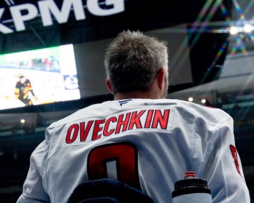 Ovečkin čeká na magickou metu! Samozřejmě, že na to myslím, přiznal