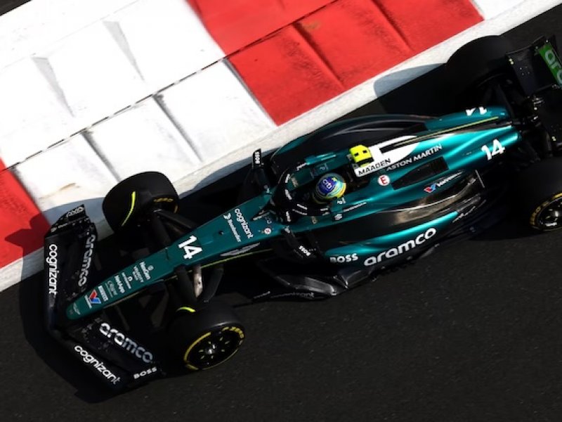 Sergio Pérez v šoku: Newey a Honda zatím v Aston Martinu pálí miliardy bez výsledku