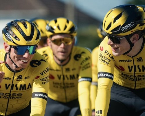 Nové dresy, nová energie: Stáj Vingegaarda či Van Aerta vyšije jména fanoušků přímo na nový outfit pro Tour de France