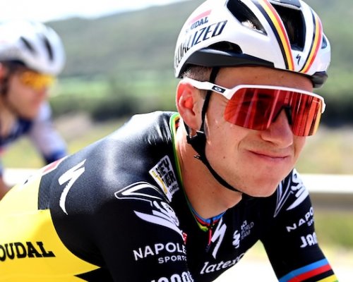 Evenepoel zahajuje misi Tour de France. Po zlomeninách je zpátky na cestě za žlutým snem