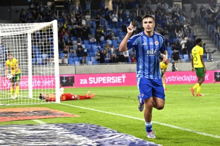 Odolá Slovan nabídkám na Strelce? Šikovného útočníka chce slavný klub z Britských ostrovů
