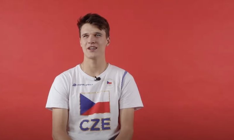Český zázrak! Menšík je prvním hráčem narozeným v roce 2005 nebo později, který pronikl do TOP 20