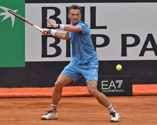 Lehečkovi vychází generálka na French Open skvěle. Vyřadil Cerundola a je ve čtvrtfinále