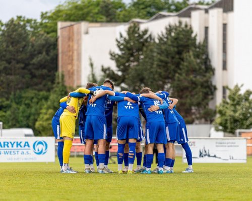 Kladenští fotbalisté mají na dosah stříbrné medaile. Stačí jim jednou vyhrát