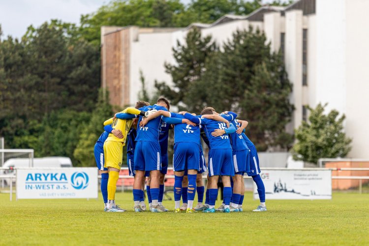 Kladenští fotbalisté mají na dosah stříbrné medaile. Stačí jim jednou vyhrát
