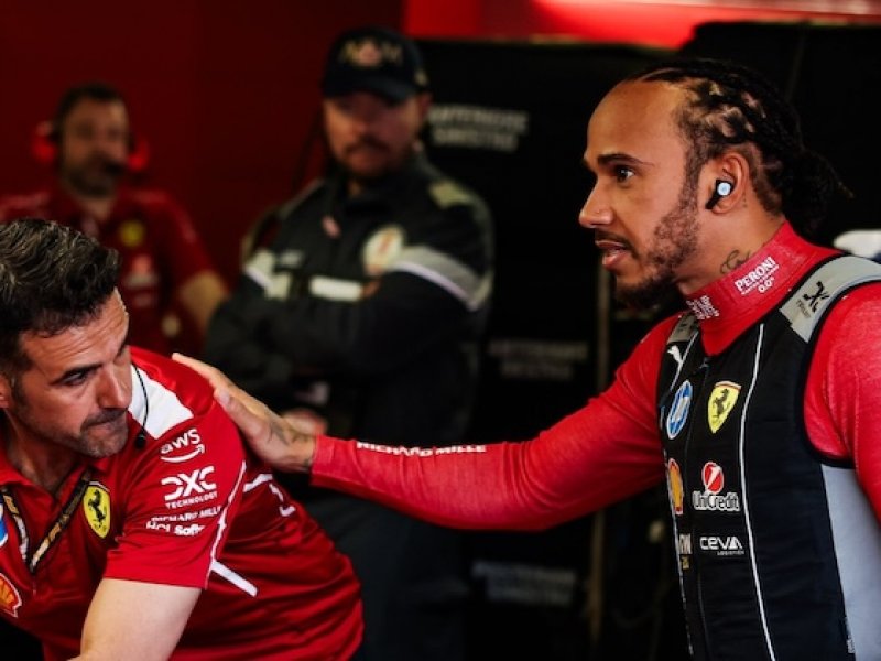 Ferrari proškrtalo seznam náhradníků za Hamiltona: Tři zvučná jména jsou ze hry venku