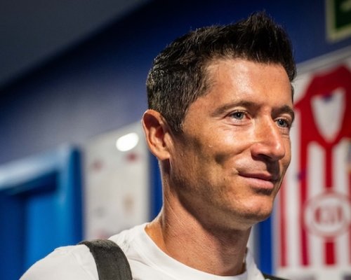 Nestárnoucí Lewandowski pokořil stovku! Rychleji to v historii Barcelony dokázaly jen čtyři ikony