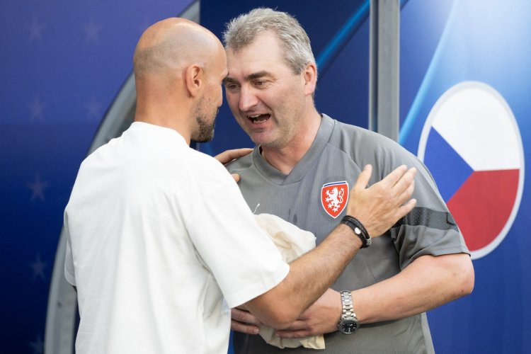 Předběžná nominace lvíčat na Euro U21 je na světě. Suchopárek bere dva nováčky