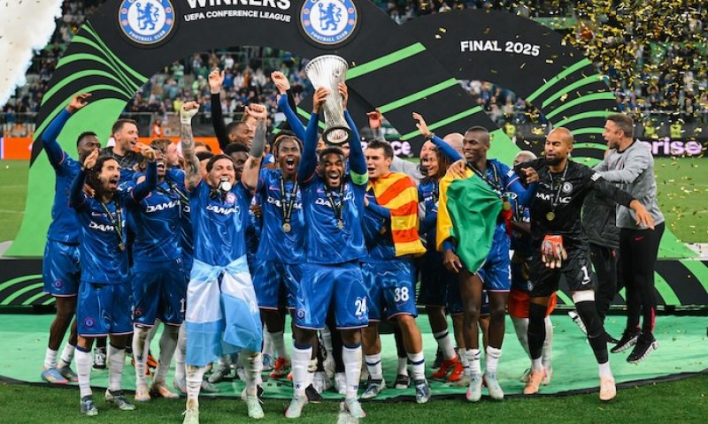Modrá smršť ve Vratislavi! Chelsea dokončila unikátní sbírku a má všechno, co UEFA kdy vymyslela