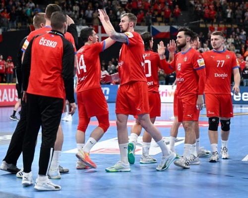 Českou reprezentaci trápí další zranění. O Euro se porvou i dva nováčci. Jaký je postupový klíč?