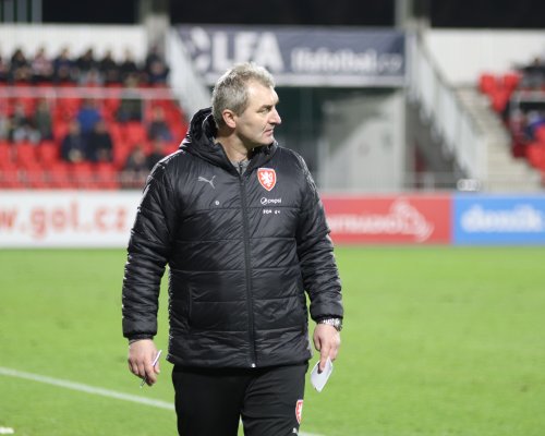 Musíme být nebezpeční i v útoku, ví Suchopárek. Lvíčata otevřenou turnaj ve čtvrtek duelem s Anglií