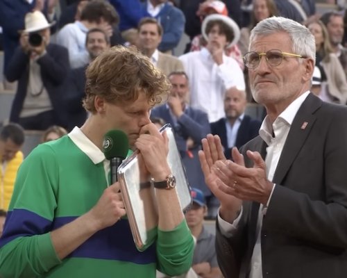 Smůla ve hře, štěstí v lásce? Vedle Sinnera se objevila ex Micka Schumachera