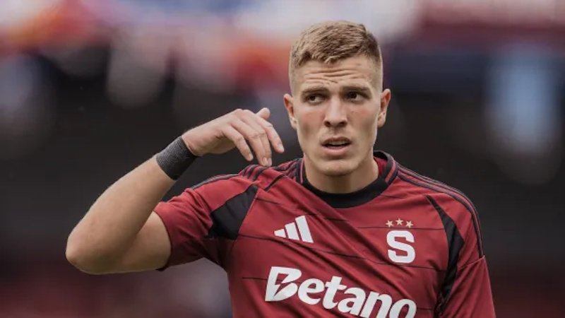 Sparťanský Vydra v hledáčku ostrovních klubů. Přestup? Klidně během turnaje