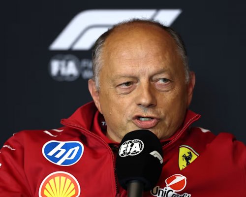 Ferrari pod palbou médií: Vasseur zuří, boj o titul prý sabotují novináři
