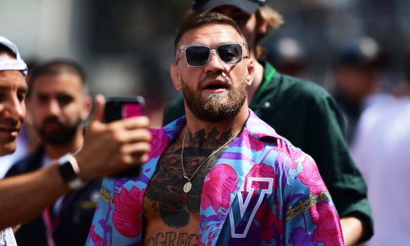 Problémový McGregor zas a znovu v průšvihu! Muže na Ibize složil pěstí přímo na parketu