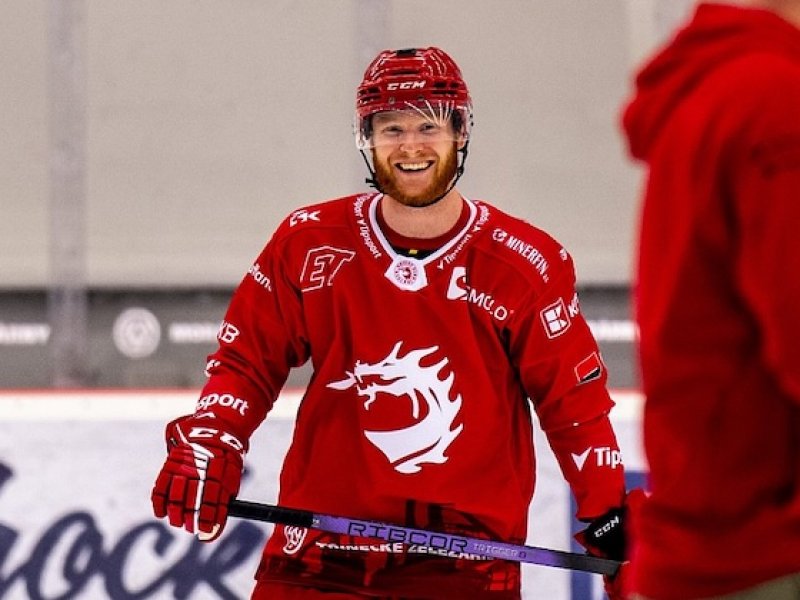 Každý z nás odvedl parádní práci, řekl třinecký hrdina Flynn. Oceláři se po jeho šťastné trefě ujali vedení v sérii