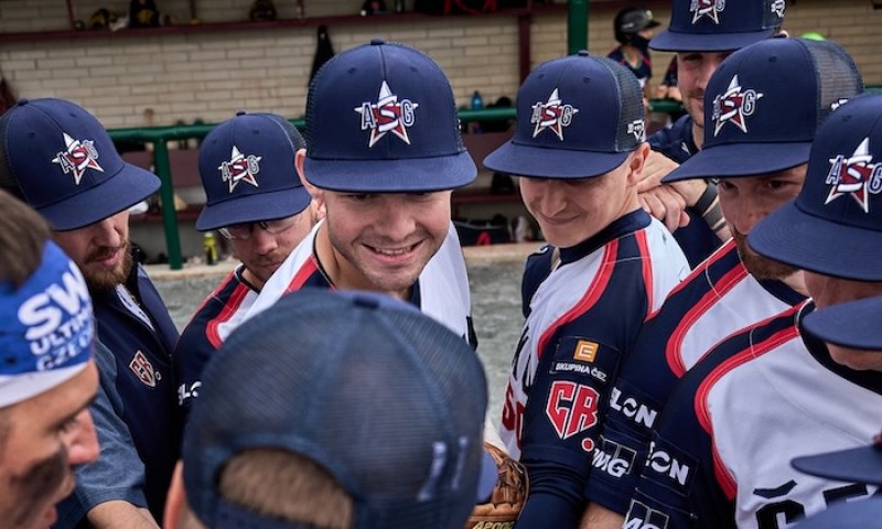 Pálky jsou nažhavené a ambice obrovské. Praha bude hostit baseballový souboj gigantů