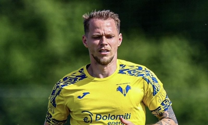 Valencia, Turín, PAOK... A stejně jde Duda za dolary pro životní balík do Arábie!