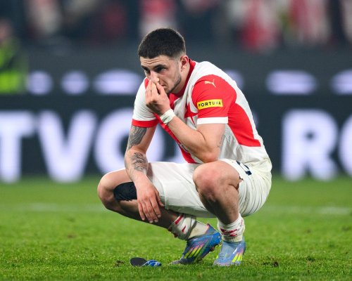 Za 2 miliony přišel, za 12 odejde? Slavia řeší Zafeirise, ten nechce odejít