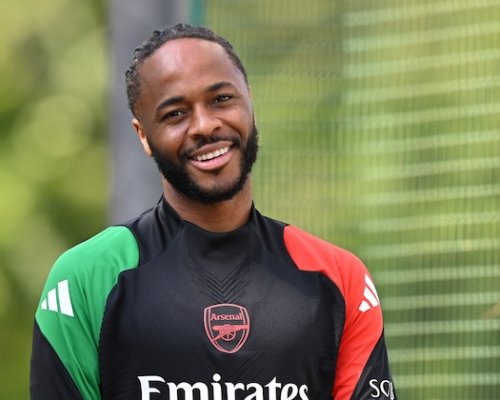 Na Emirates Stadium se uvolnilo 17 skříněk. Obří letní čistka Arsenalu se týká i Jorginha, Tierneyho či Sterlinga