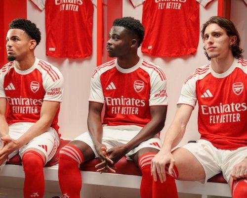 Přikurtovat a podepsat! Na Emirates Stadium začaly smluvní manévry, na řadě jsou Saka, Saliba i mladá krev