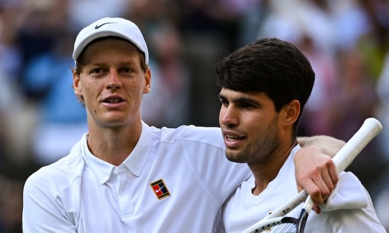 Alcaraz a Sinner jako noví bohové. Hurkacz je staví nad samotného Federera