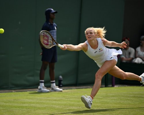Siniaková zaskočila olympijskou šampionku a slaví první výhru na grandslamu v sezoně
