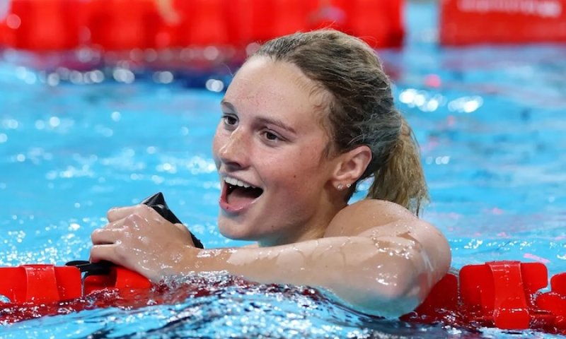 Až 15 závodů v 8 dnech? Pro plaveckou senzaci žádný problém. McIntoshová chce získat jako Phelps 5 zlatých medailí