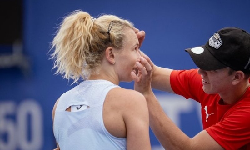 Trůn ve čtyřhře mění majitelku: Siniaková téměř po roce mimo první místo, ale zřejmě jen na chvíli