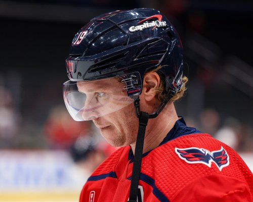 Legenda Capitals opět na ledě! Bäckström v 37 letech podepsal – a rovnou doma ve Švédsku