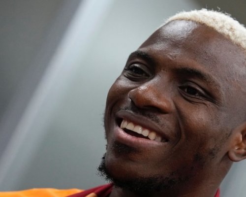 Istanbul šílí! Osimhen je zpět v Galatasarayi za astronomických 75 milionů, což je nový turecký rekord