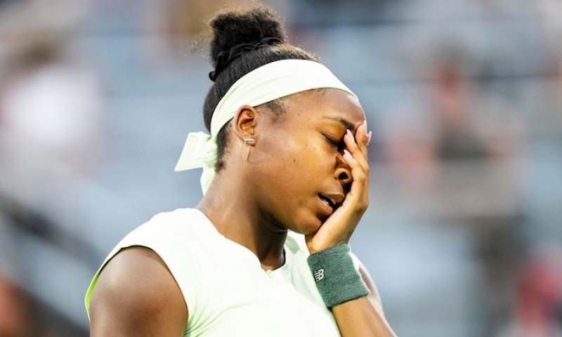 Třiadvacet dvojchyb? Gauff přesto přežila! Nasazená jednička uspěla poprvé od ovládnutí Roland-Garros