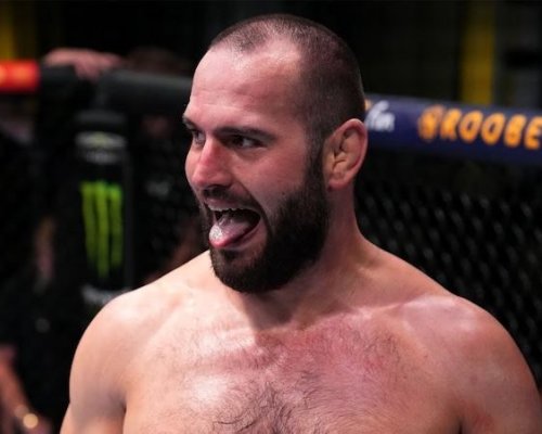 Skvostná bilance 7-1 nestačila. UFC se loučí s elitní slovenskou těžkou váhou