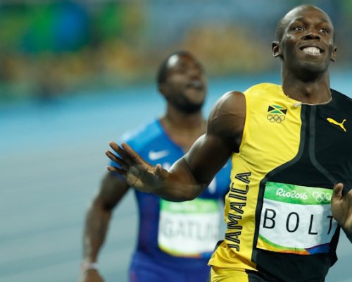 Bolt si posteskl: „Mrzí mě to.“ Tito tři sprinteři zůstali soupeři jen ve snu
