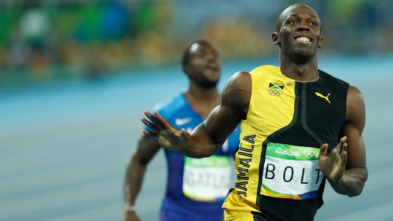 Bolt si posteskl: „Mrzí mě to.“ Tito tři sprinteři zůstali soupeři jen ve snu