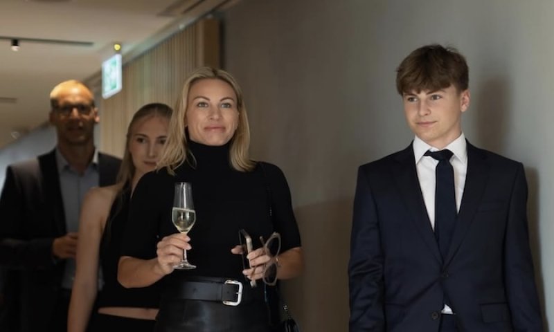 Ani Chelsea, ani Arsenal. Obě děti Čecha pracují na vlastní kariéře v konkurenčním Fulhamu