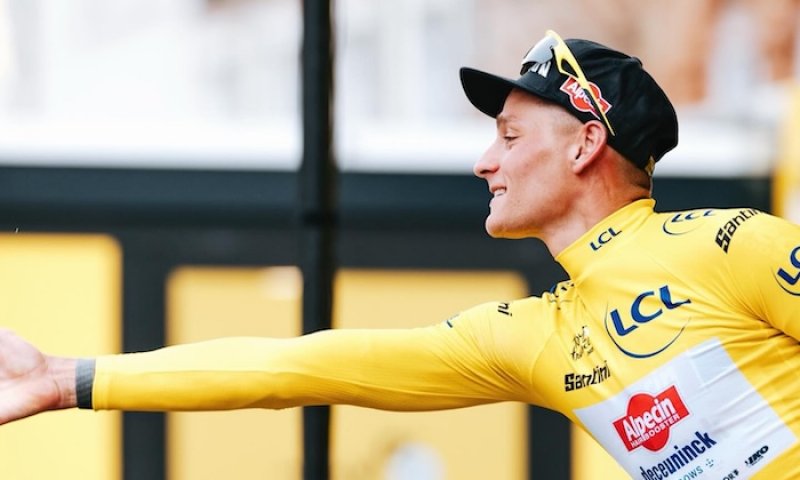 Z pohádky se stala noční můra: Žlutý dres je fuč, Philipsen se po brutálním pádu rozloučil s Tour