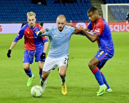 Ostuda v Bratislavě: Weiss junior kopl člena soupeřova týmu, Slovan bez kapitána!