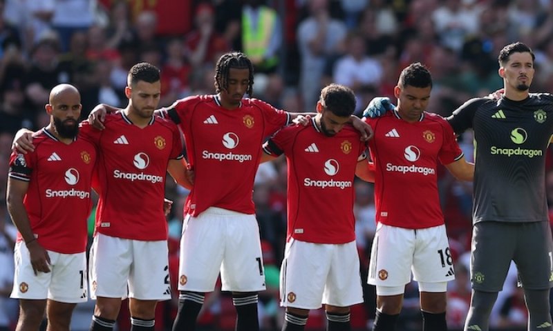 Nové detaily o prodeji Manchesteru United: Tajné konsorcium z SAE oslovilo bývalé hráče jako investory