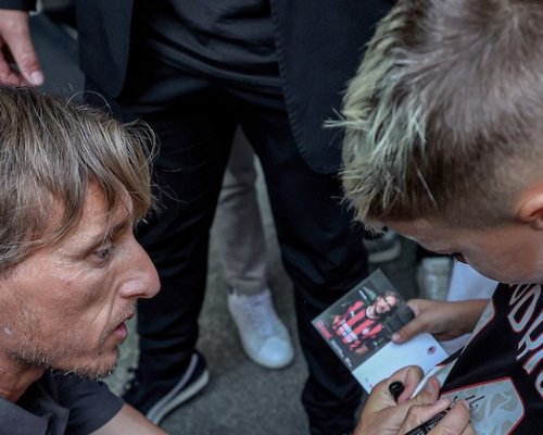 Modrić na San Siru? Costacurta mluví o povinném titulu, Donadoni věří v jeho genialitu i ve čtyřiceti
