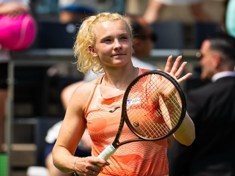 Dojemné chvíle v americké šatně. Siniaková slíbila parťačce výhru pro plačícího syna