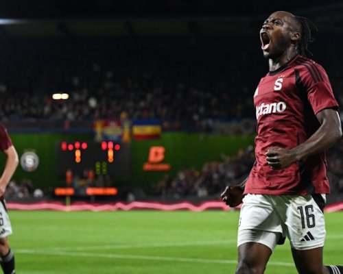 Těžší, než jsme čekali. Priske si po vydřené výhře nad Duklou ulevil, Sparta však přišla o tři hráče