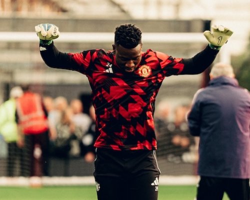 Potupa roku: Manchester United vyřadil trpaslík ze čtvrté ligy. Je mi to opravdu líto vůči fanouškům, smutnil šokovaný Amorim