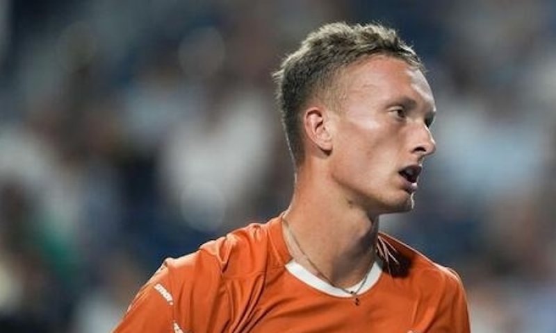 Lehečka padl po tříhodinové řežbě, Fritz po dramatické bitvě v Torontu slaví historický průlom