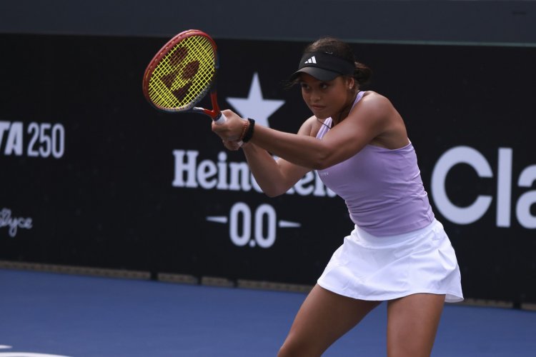 Brazilský tenis na vzestupu: Patnáctiletá Da Silvová se zapsala do historie, zaujala i její krajanka