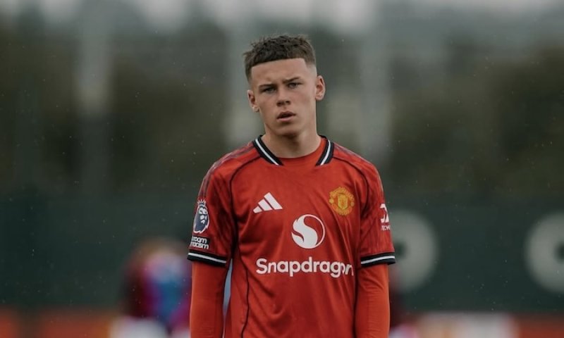 Syn slavného Rooneyho zažívá první velkou zkoušku, jak zvládnout nepřízeň osudu: Život už nemůže být horší, napsal