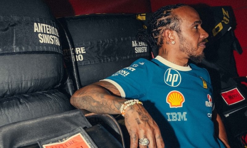 Brzdový systém Ferrari? Jedna z těžkostí, kterou jsem při přípravě na přestup nemohl předvídat, říká Hamilton. Pořád si však plní sen