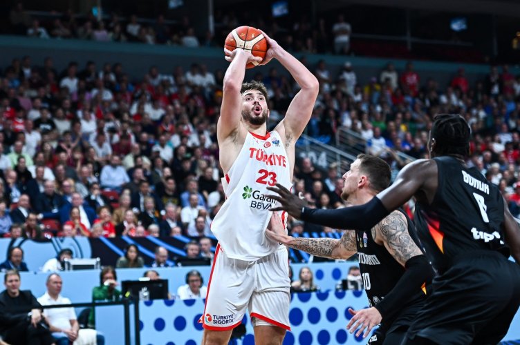 Turecko sice ve finále EuroBasketu prohrálo, nejspíš ale objevilo novou světovou megastar